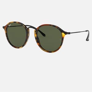Ray Ban Round Fleck
